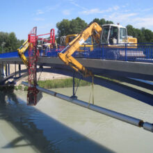 Erstellung einer Wasserleitung unter einer Brücke