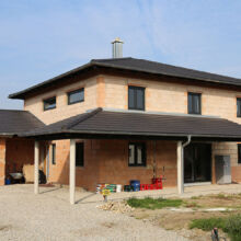 Modernes Einfamilienhaus in der Rohbauphase