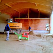Erstellung des Bodens bei einem Gewerbebau