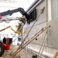 Wandverkleidung mit Betonplatten